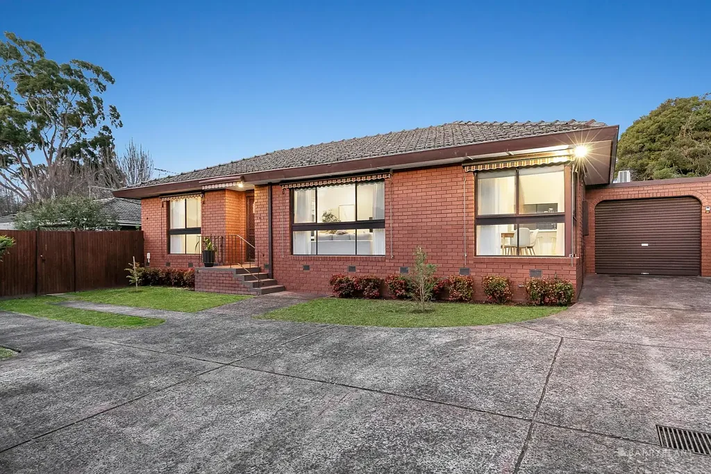 2/8 Westminster Street, Balwyn, VIC 3103