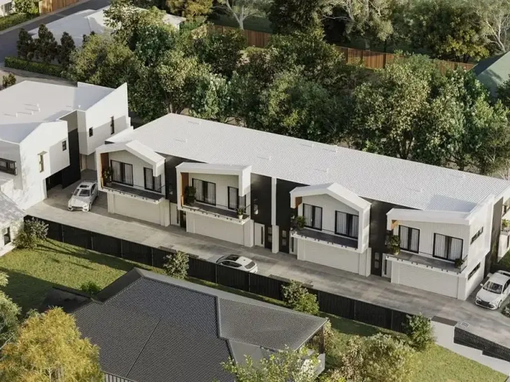 Ormiston 4 Bedroom UNDER CONTRACT! Brand New 4-Bed Townhome!