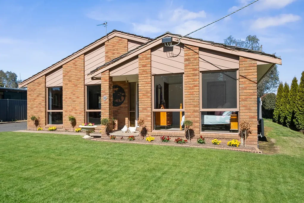 33 Rankin Street, Maindample, VIC 3723