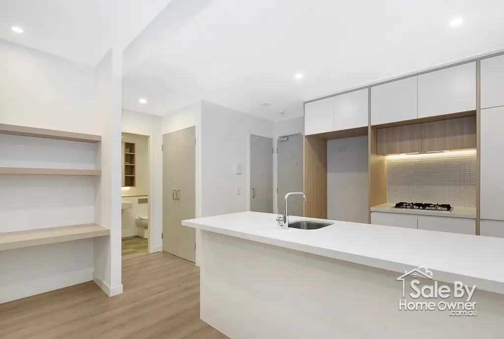 Penrith 1房 高地景观公寓 东北向 花园俯瞰 宽敞舒适 装潢精美 便利设施近 火车对面CBD 1 Bedroom apartment with 1 Car Parking and storage cage