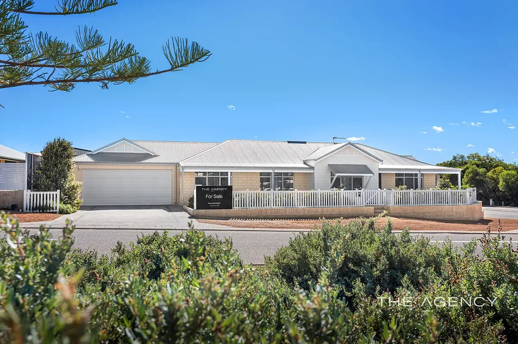 Sunset Beach 4房  Premium Beachside Living Without the Wait