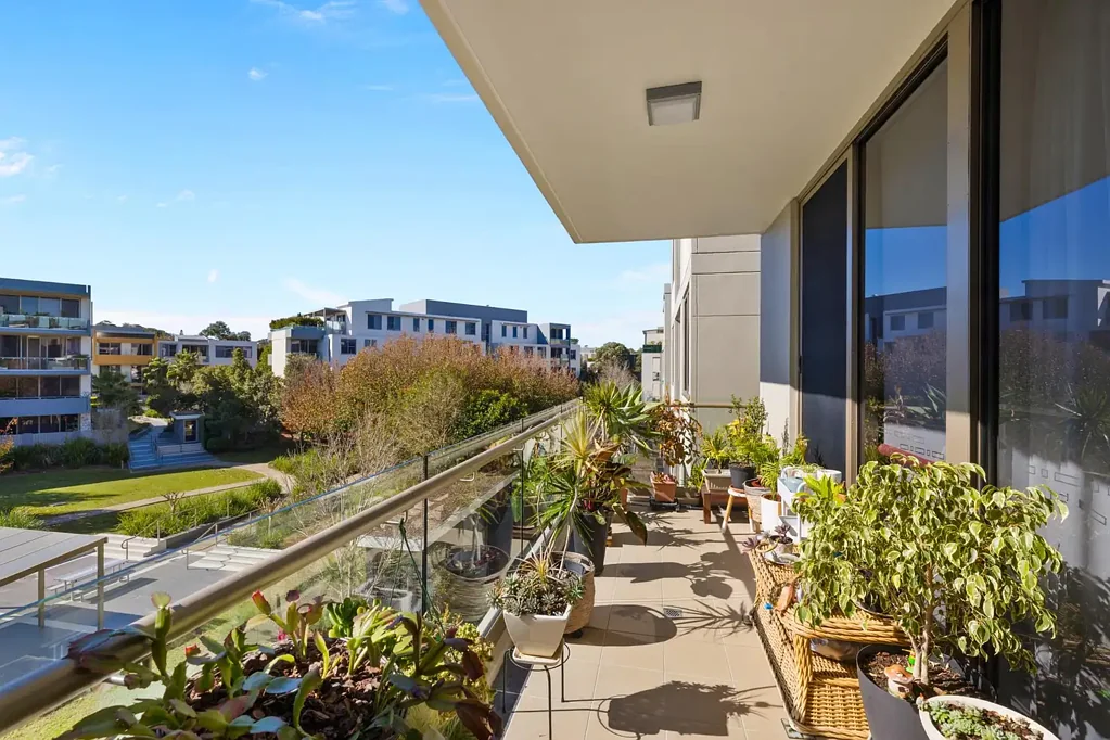 Warriewood 2 Slaapkamer Bright, Spacious & Perfectly Positioned - North Facing Abode