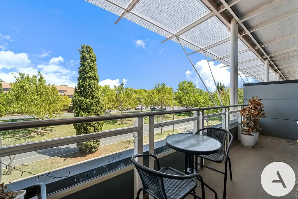 Kingston 1 Bedroom Stylish One-Bedroom Apartment in the Heart of Kingston - Ready for Move In!