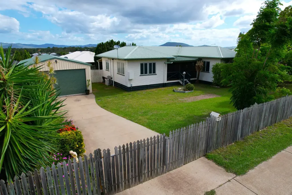 Great Location, Large Shed