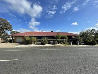 Bacchus Marsh 5房 拥有绝佳景观的大宅 Large house with amazing view