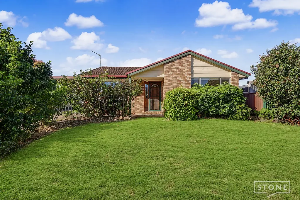THREE BEDROOM HOME IN GREAT LOCATION