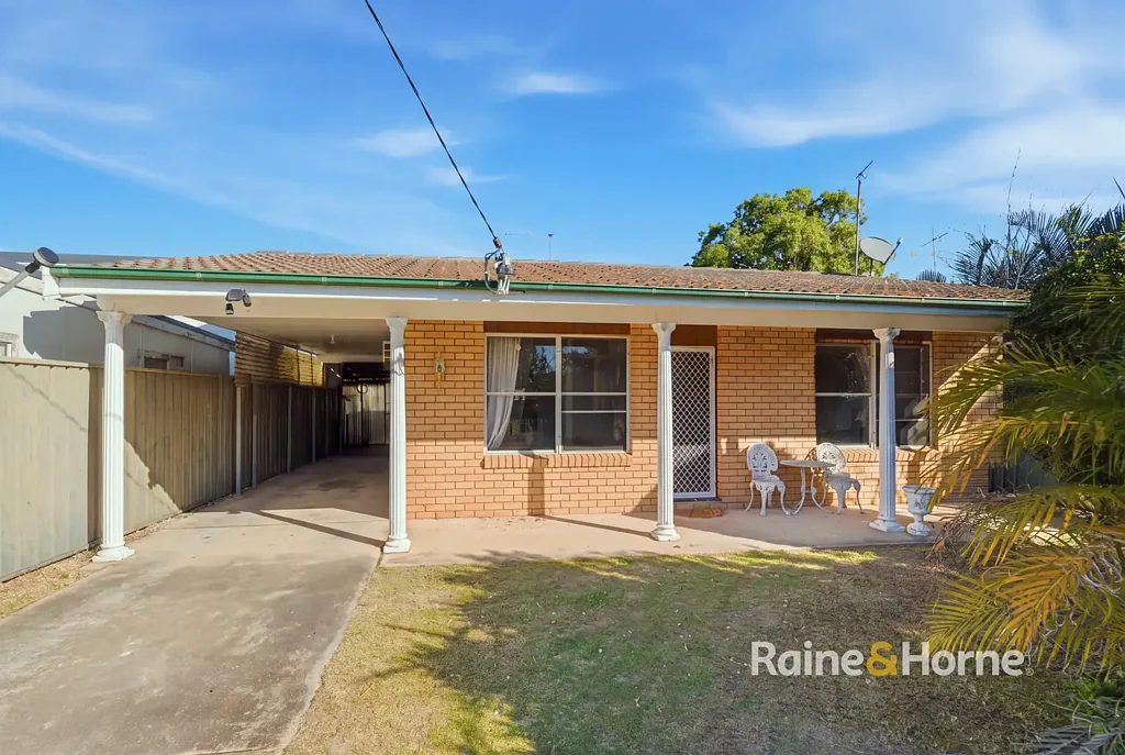 Umina Beach 2房  Quiet Convenience and a Prime Location