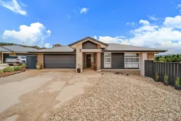 8 POOLE PL, Cooma