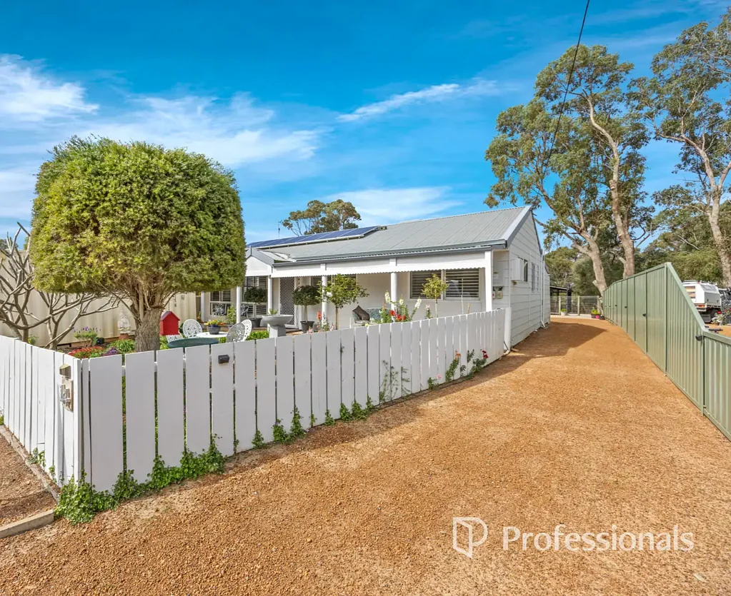 14 Manning Street, Myalup, WA 6220