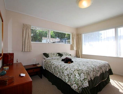 28 Haseler Crescent, Mellons Bay, Manukau City, 4部屋, 2バスルーム, House