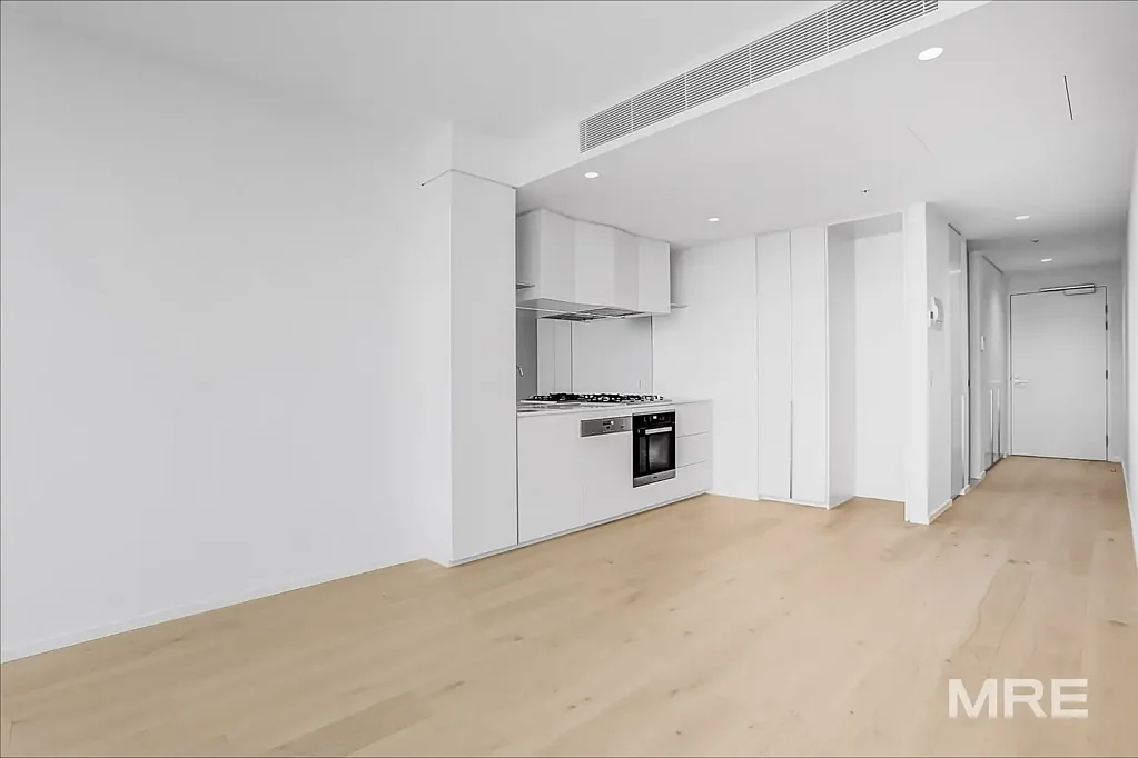 Effortless elevation in the Heart of Melbourne