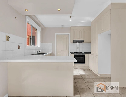 2/16 Gordon Street, Footscray, Western Melbourne, 3 Bedrooms, 1 Bathrooms, Townhouse
