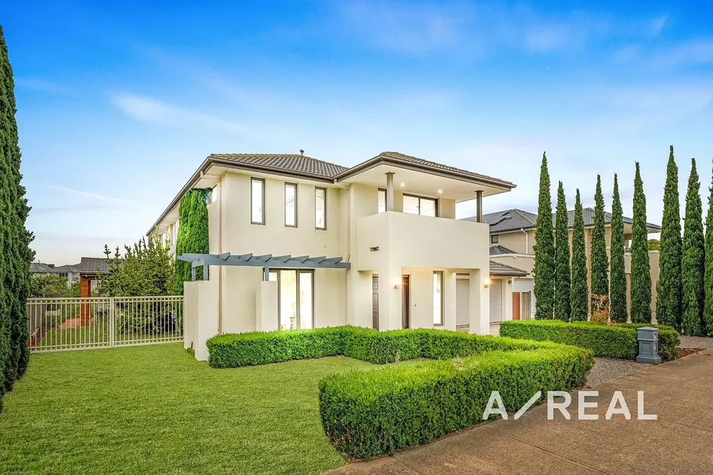 143 Sanctuary Lakes South Boulevard, Point Cook, VIC 3030
