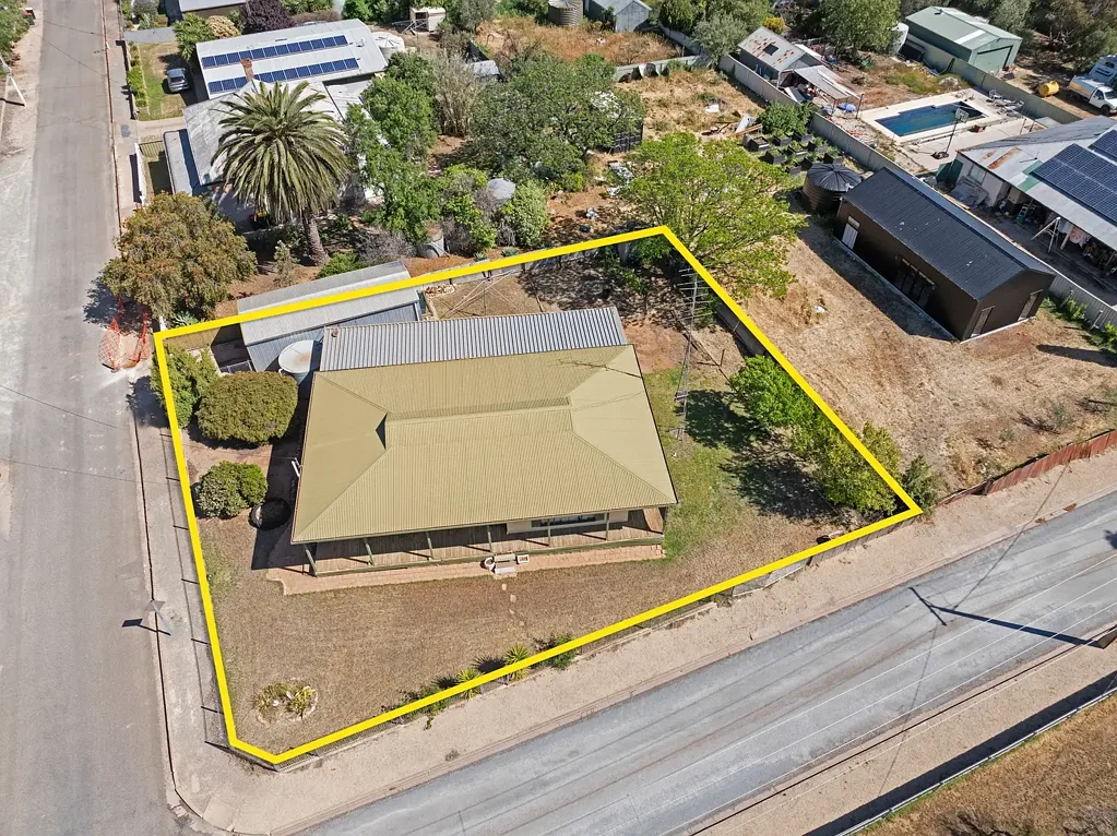 4 Moore Street, Blyth, SA 5462