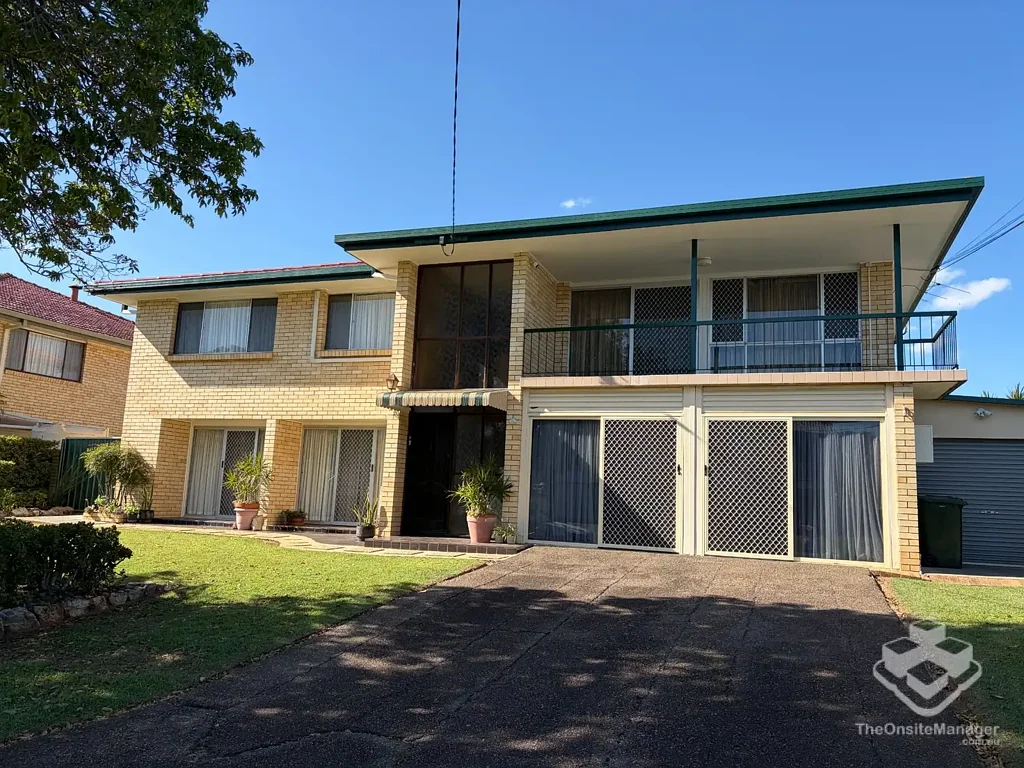 Fully furnished Upstairs rooms for rent - Ideal for Shared Living