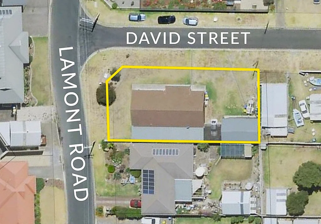 10 Lamont Road, Mccracken, SA 5211