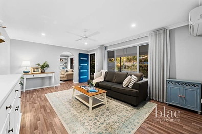 ਰਹਿਣ ਵਾਲਾ ਕਮਰਾ - 6 Deckle Road, Petrie, QLD 4502