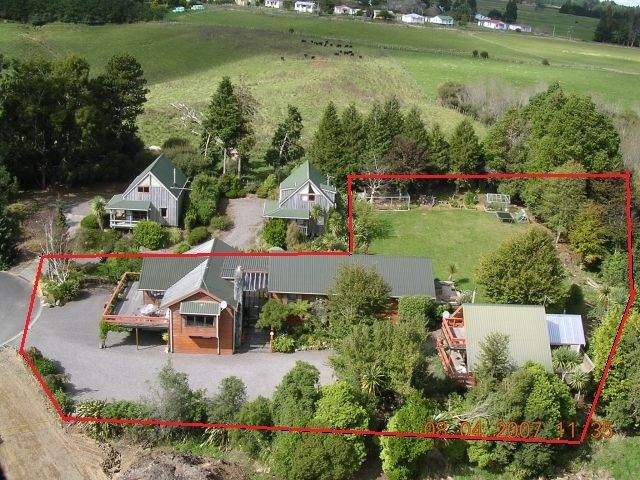 42 Park Avenue, Ohakune, Ruapehu, 12 ਕਮਰੇ, 5 ਬਾਥਰੂਮ