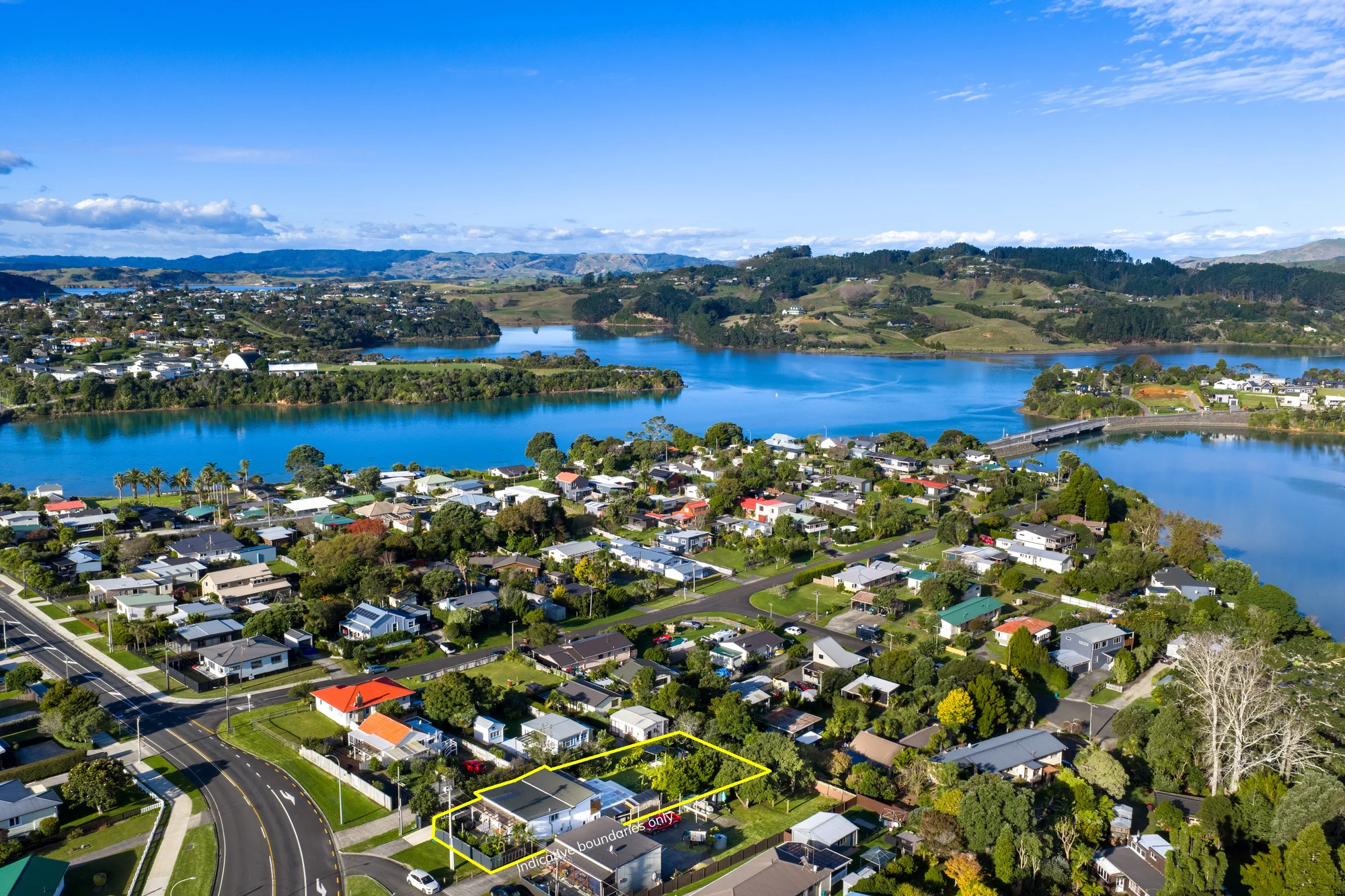 Raglan 4બેડરૂમ Versatile Coastal Living with Income Potential