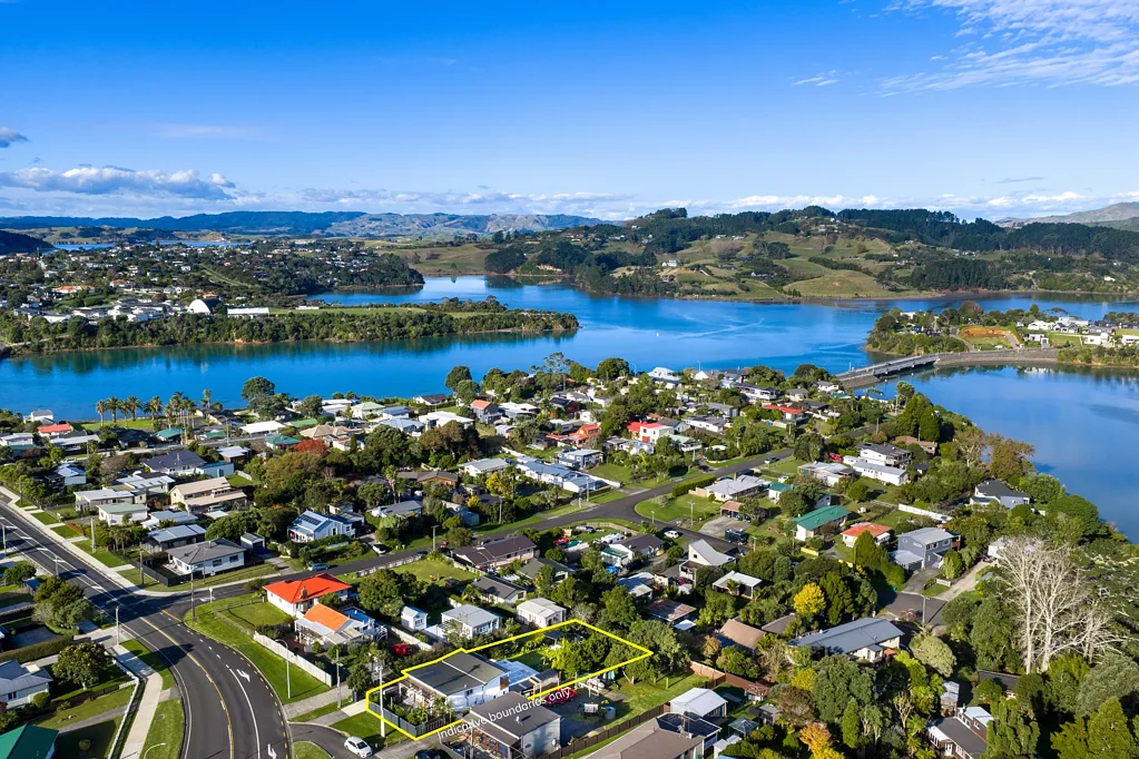 70 Wainui Road, Raglan, Waikato