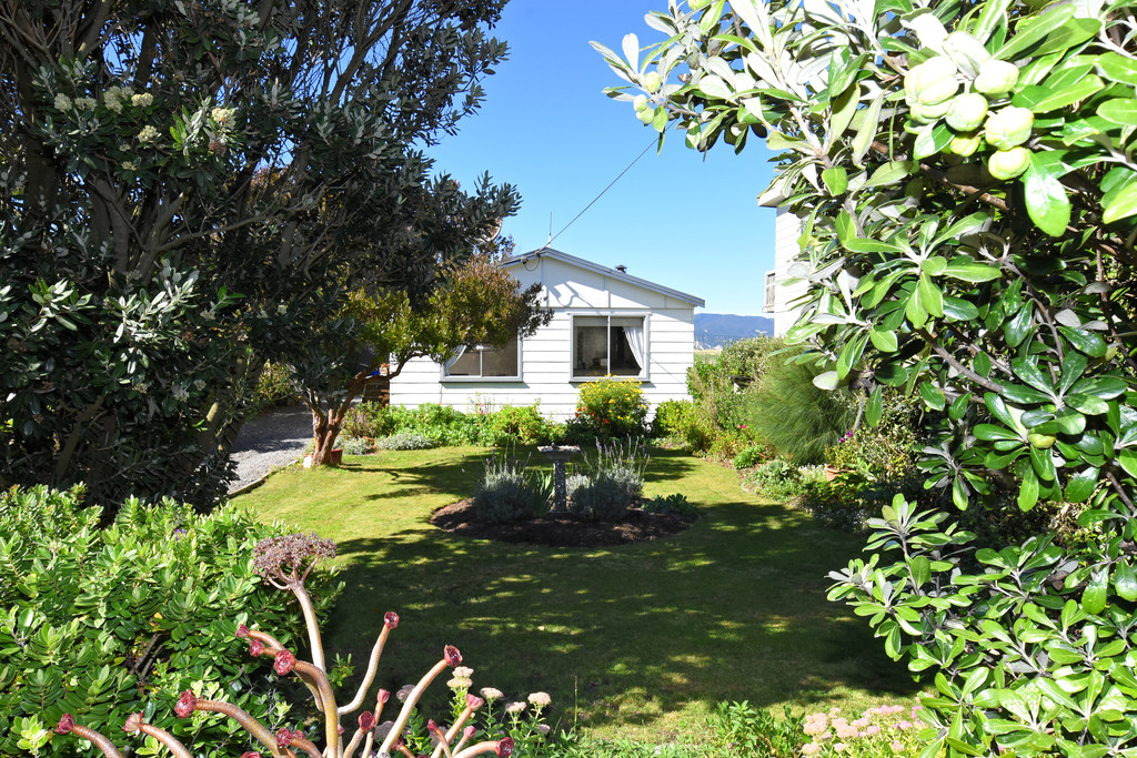 87a Whangaimoana Beach Road, Pirinoa, South Wairarapa, 3房, 1浴