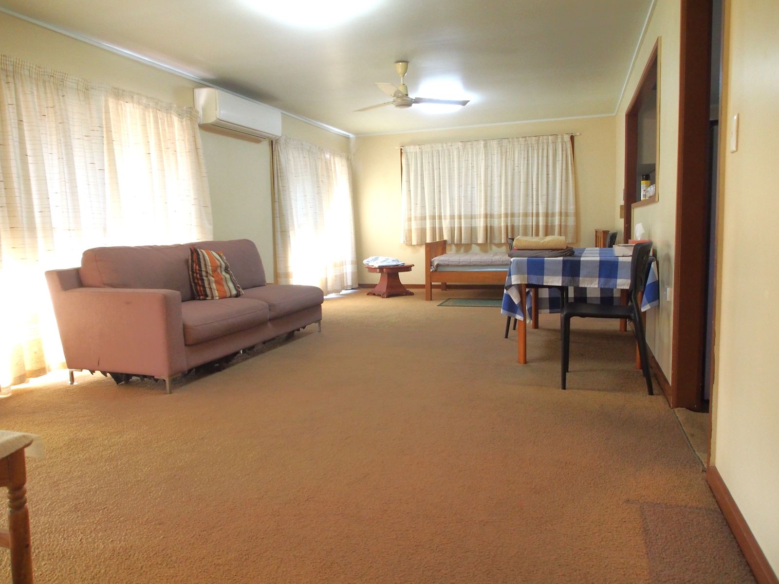 1A NORTH ST, CHILDERS QLD 4660, 0部屋, 0バスルーム, House