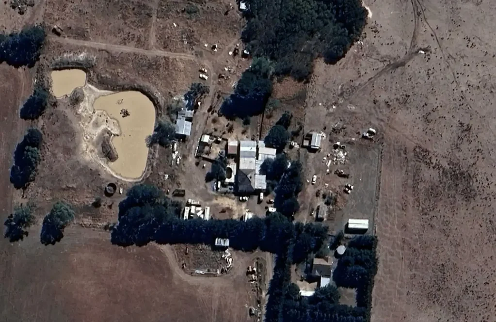 Riddells Creek  Rural Living Redefined!