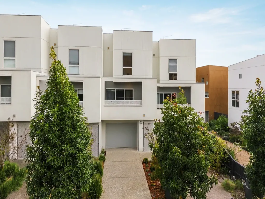South Morang 3Phòng ngủ Stylish, Low-Maintenance Living in a Prime South Morang Location
