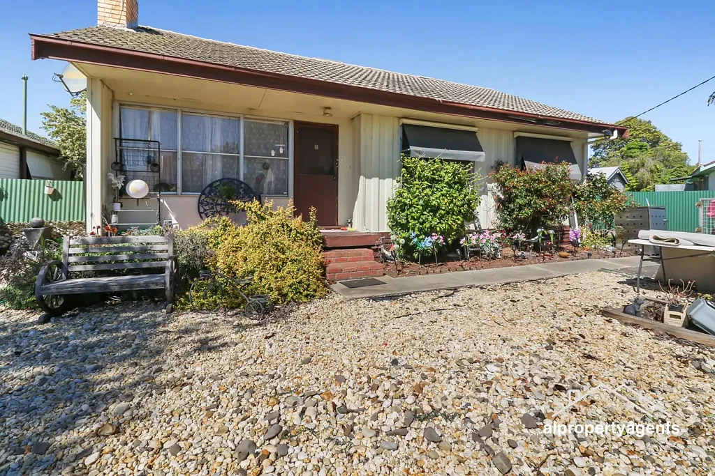 Horsham 3房  Investment with a Long-Term Tenant in Place