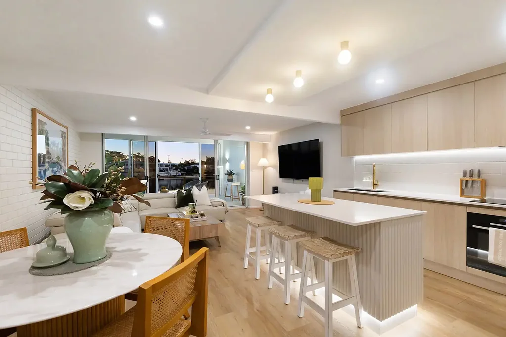 Mermaid Waters 2Phòng ngủ Quiet Luxury Meets Waterfront Living