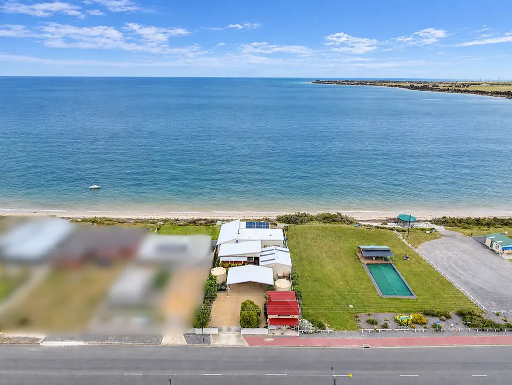 Coobowie 3Phòng ngủ Absolute Beachfront Living with a Unique Coastal Opportunity