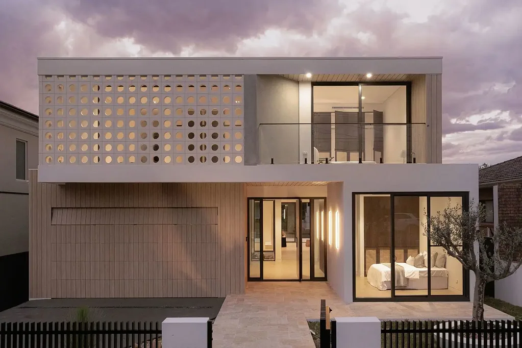 Concord 5 Slaapkamer Remarkable family entertainer just 750m from daily amenities