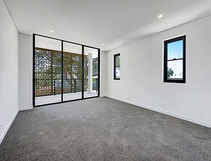 577 Warrigal Road, Eight Mile Plains, Brisbane - Southern Region, 3 Kuwarto, 2 Banyo, Townhouse