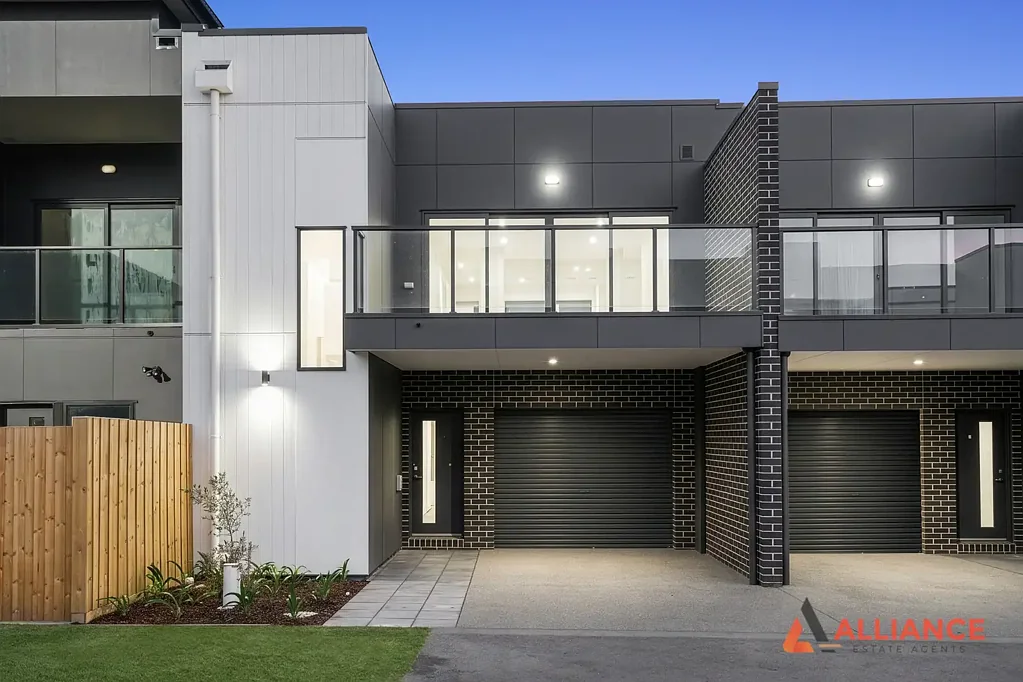 Brand New Modern Townhouse in Prime Mernda Location!