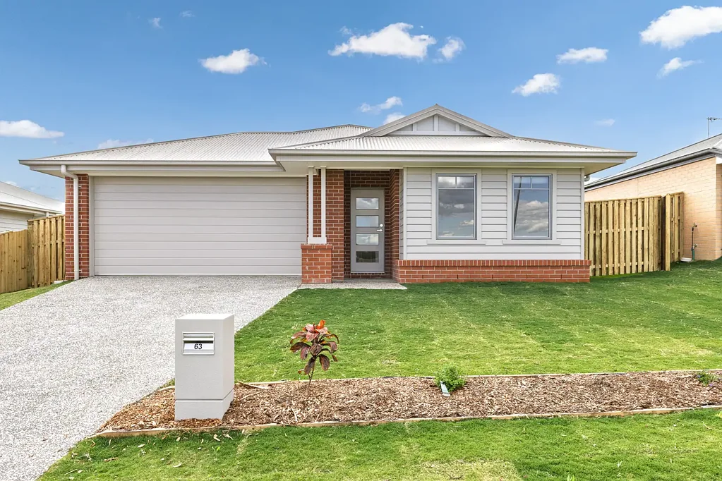 Find Solace at Sea Rocket Circuit - Brand New 4 Bedroom Home