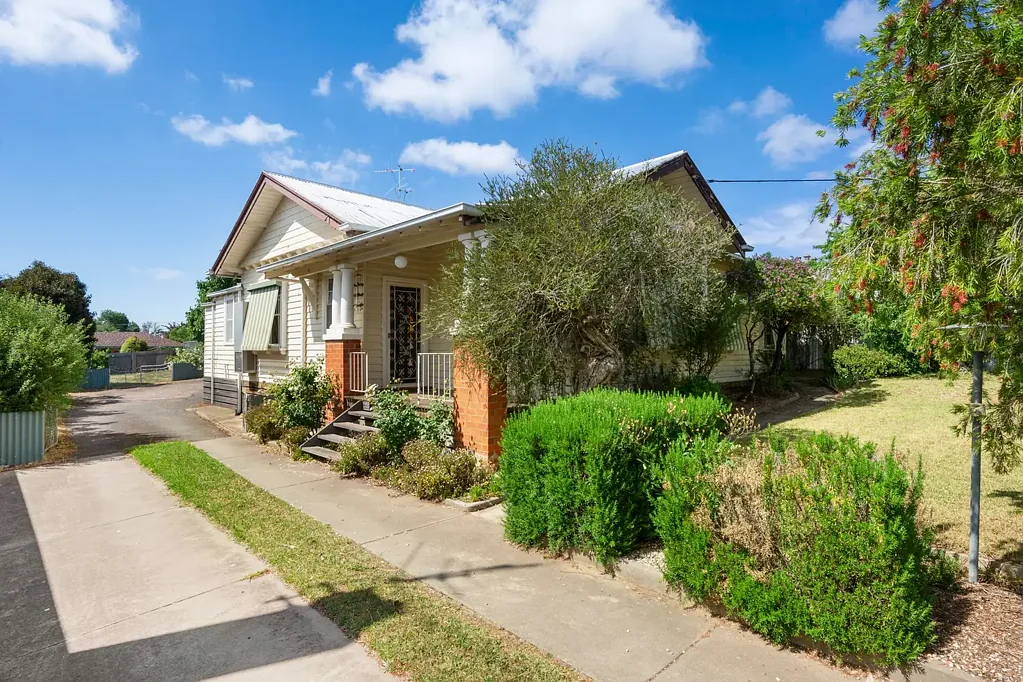 22 Burns Street, Maryborough, VIC 3465