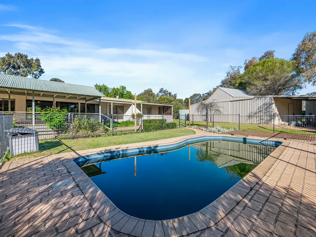 2612 Midland Highway, Swanpool, VIC 3673