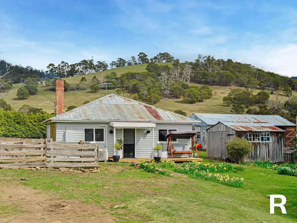 Colebrook 3 Slaapkamer Country Living on 100 Acres of Prime Pasture