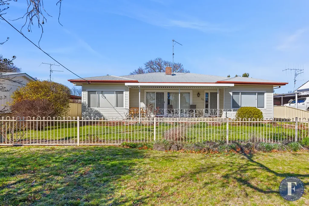 58 South Street, Boorowa, NSW 2586