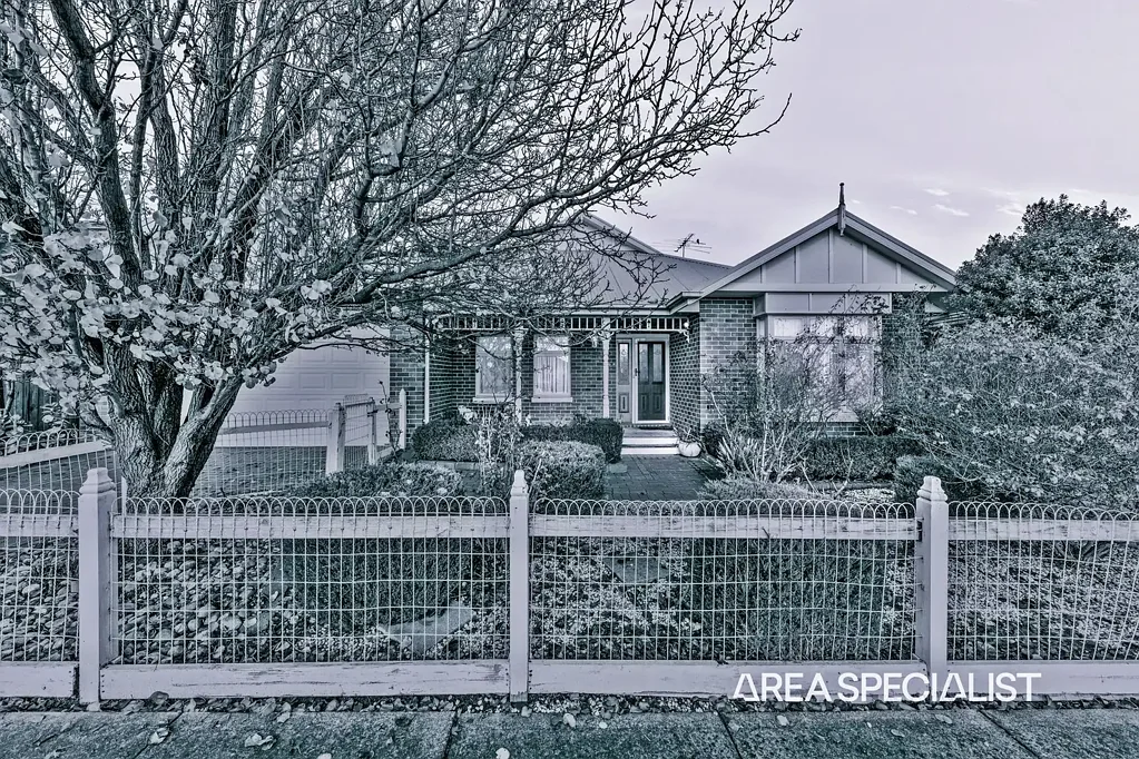 21 Golden Grove Drive, Narre Warren South, VIC 3805