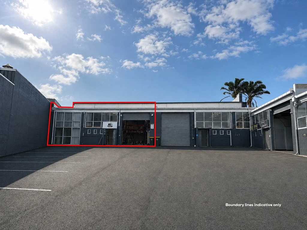 Wairau Valley HIGH-RATIO INDUSTRIAL UNIT  217M²