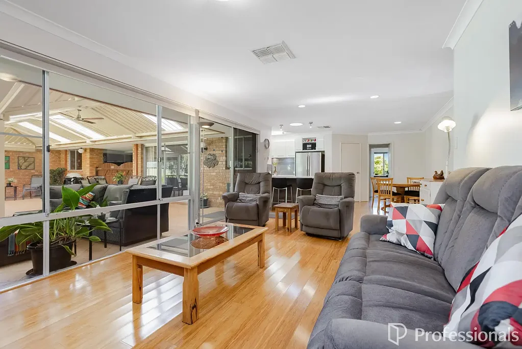 16 Arreton Close, Willetton, WA 6155