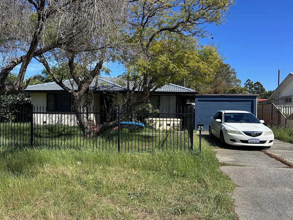 25 Cabarita Road, Armadale, WA 6112