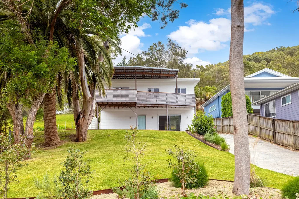 Modern Coastal Living Awaits