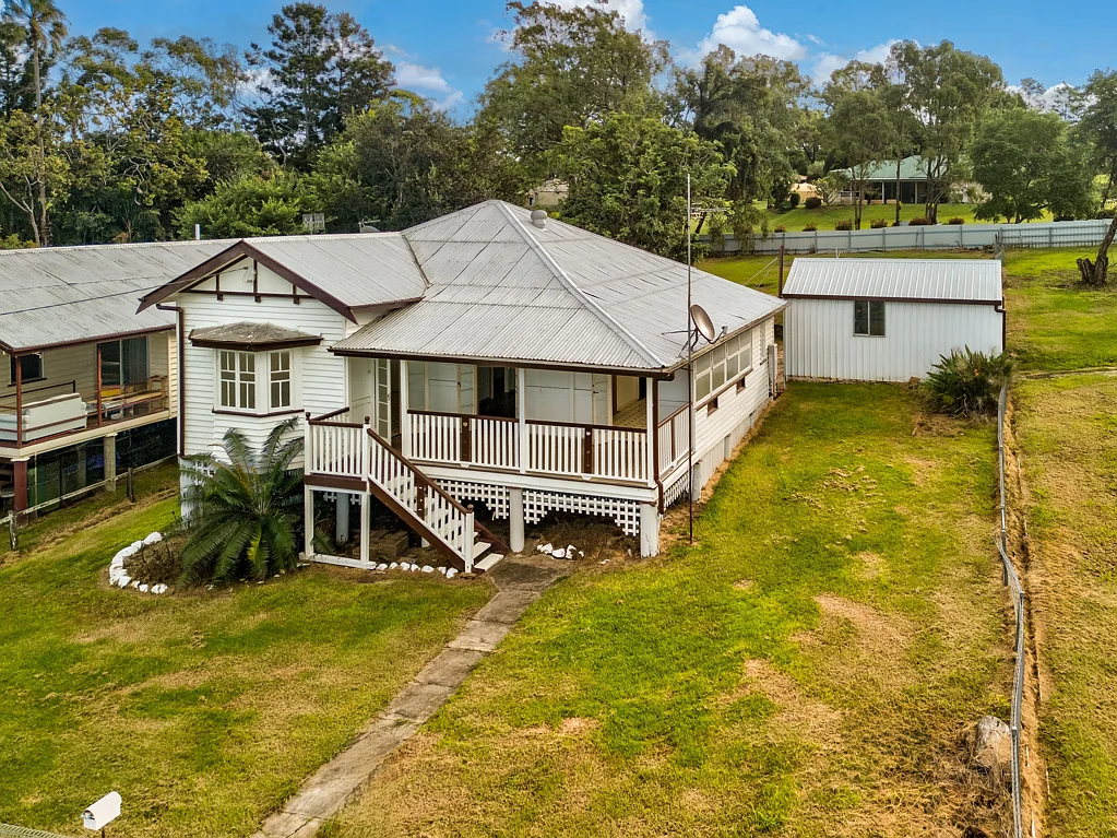 Toogoolawah Huge family home on 1/4 acre