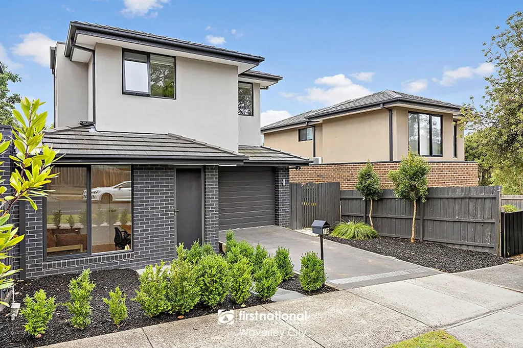 1B Tarrangower Avenue, Mitcham, VIC 3132