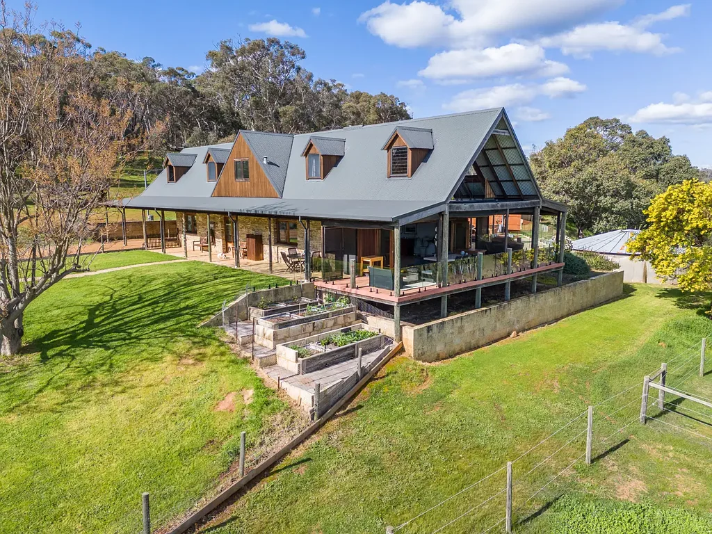 Bindoon 5房  Tranquil Bindoon Estate Chittering