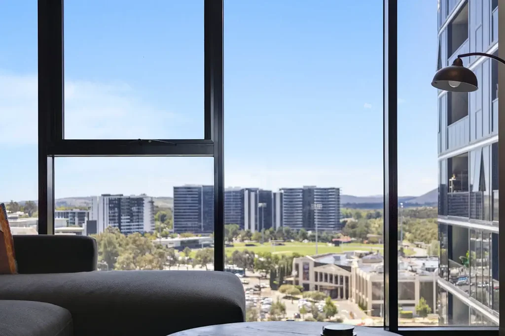 913/15 Bowes Street, Phillip, ACT 2606