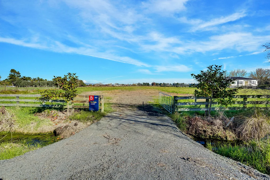 Rukuhia Country space, city convenience
