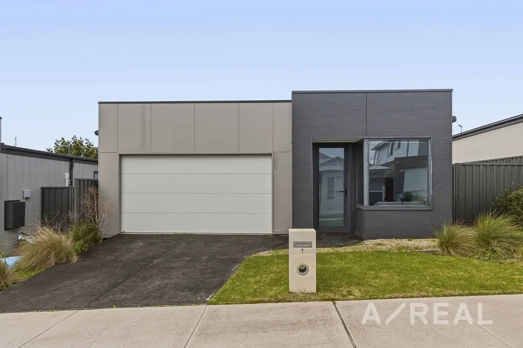 Pakenham 4房 适合家庭居住，即刻乐享 Family-Friendly Living, Ready to Enjoy